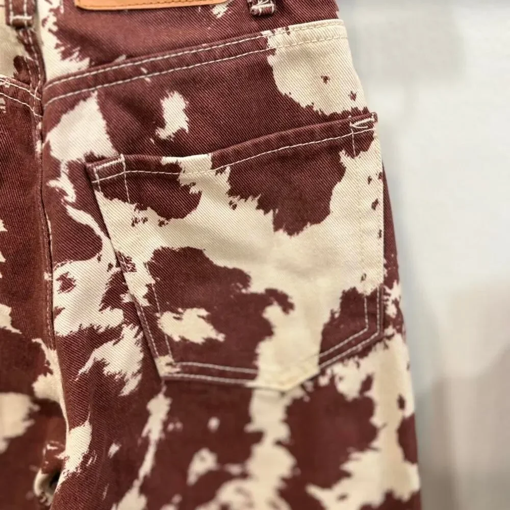 BDG Urban Outfitters Cow Print Jeans Size 24 Western Indie - Picture 6 of 7